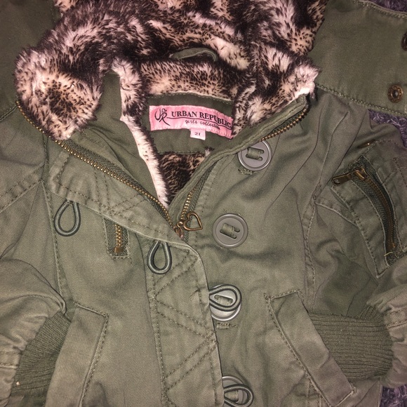 FALL JACKET - Picture 4 of 4